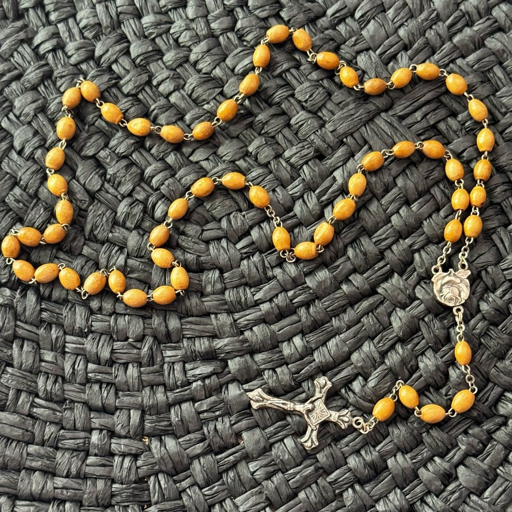 Wood Beads Rosary Chain Jesus Crucifix Cross Catholic Prayer Necklace 18”